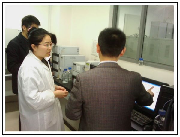 岛津公司在华东理工大学举行液相色谱仪专题技术讲座