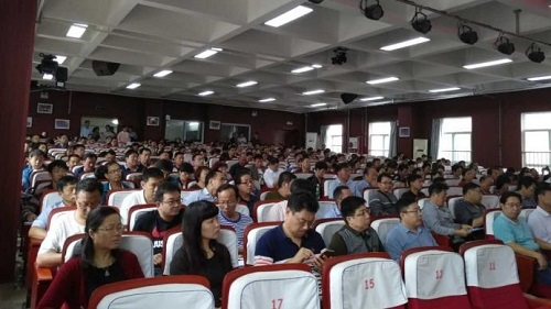 以应用驱动为导向,加快教育信息化发展