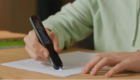 AI翻譯筆助力解決英語難題，訊飛AI翻譯筆適齡同步學效果更佳