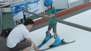 儿童滑雪体验机 新疆室内滑雪模拟器 室内模拟滑雪机厂家