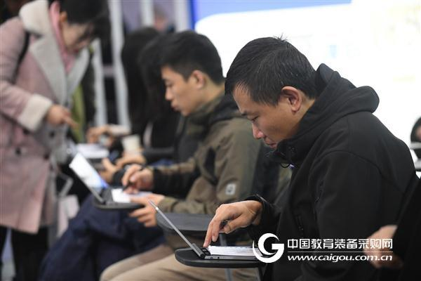 堅持教育本質：OKAY智慧課堂落地生根