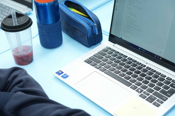 從AI工具到AI思維：聯想攜手北京八十中打造人工智能通識課