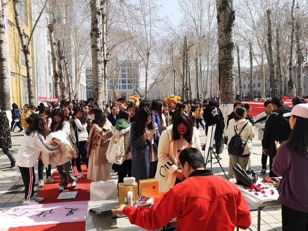 聯想品牌日深耕校園用戶場景,服務全面升級