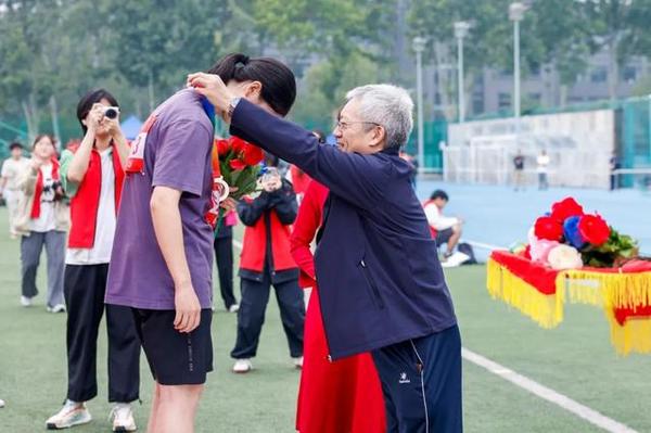 北京工商大學舉行2024年新生運動會暨首屆教職工運動嘉年華