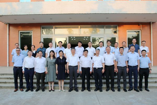 浙江大學與西北農林科技大學簽訂戰略合作協議
