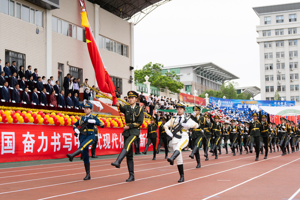 跃动青春|东北林业大学第五十六届田径暨阳光体育运动会开幕