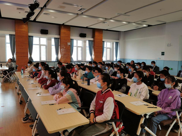 “中國靈魂 世界眼光”天津為明國際學校少年營開營