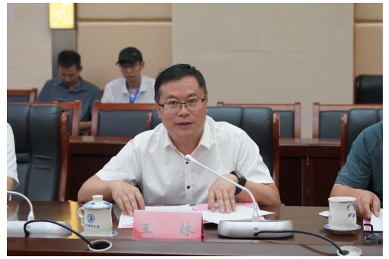 中国数学会非线性泛函分析专业委员会2022年会议在贵州民族大学召开