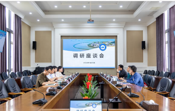 湖州學院黨委委員、宣傳部部長沈振德一行來浙江海洋大學調研