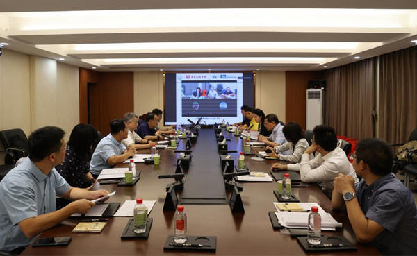 《活動斷層作用設計荷載標準》啟動會暨第一次工作會議在江漢大學召開