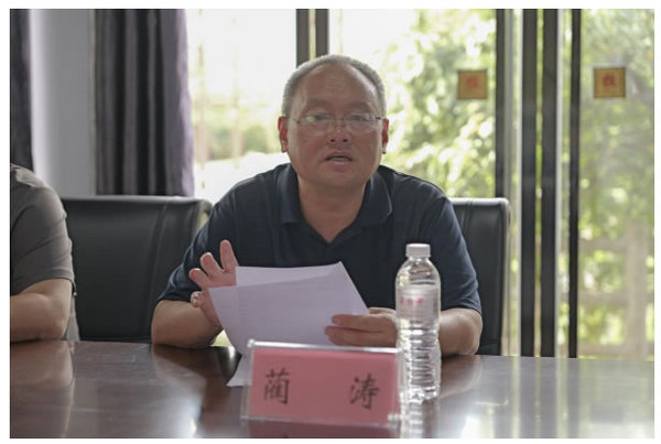 非遗传承与现代艺术教育“双向奔赴”——湖北美术学院与山西绛州澄泥砚研制有限公司共建产学研实训基地