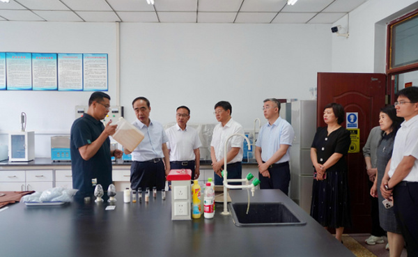 锦州市人大常委会调研渤海大学科技创新平台建设