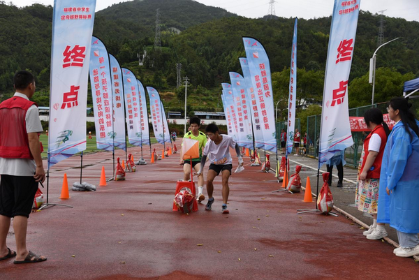 2024年福建省中学生定向越野锦标赛在柘荣一中举办