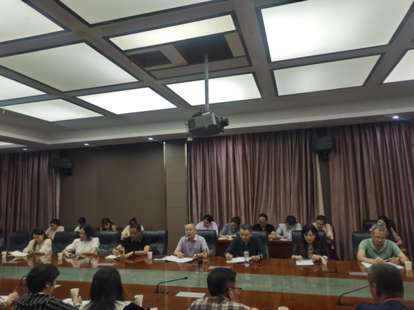 安徽馬鞍石市教育局召開“三名”工作室工作例會