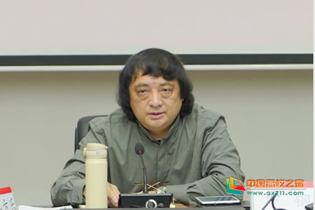 1571128643107833.jpg 景德鎮陶瓷大學校長寧鋼開展“不忘初心,牢記使命”主題教育專題調研