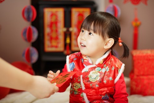 太太圈們都要背鉑金包？媽媽圈們都在發黃金壓歲錢！