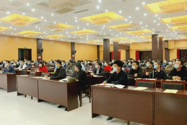 黑龙江大学召开实验室安全工作会议