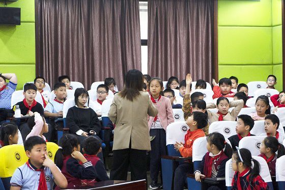 博物館課程進校園，構建“館?！焙献鞯男聵蛄海紝W院×丁荷小學