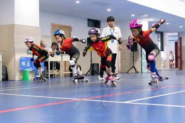 2024全國“冰輪之星·滑起來”系列賽事活動(陜西賽區)鳴笛開賽！