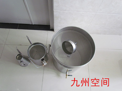 北京二级过滤小油壶生产商-ф150×ф75×200（2L）(滤网60目．80目用户自选)