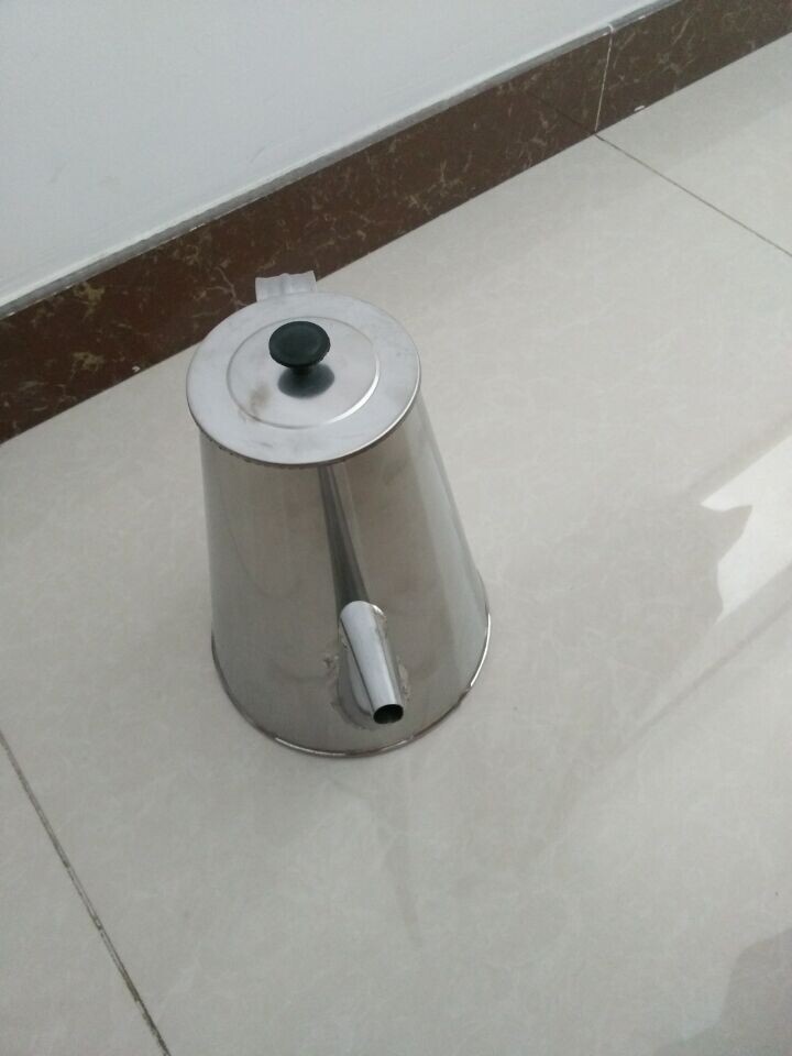 供应九州不锈钢过滤小油壶生产