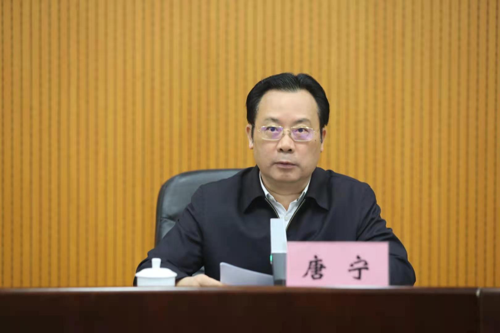广西壮族自治区研究生教育工作会议在南宁召开